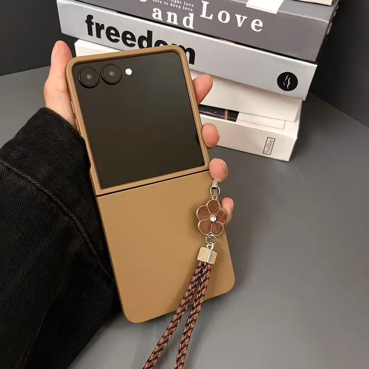 ins风适用荣耀MagicVflip2手机壳渐变肤感带链条Zflip7众小米Mix