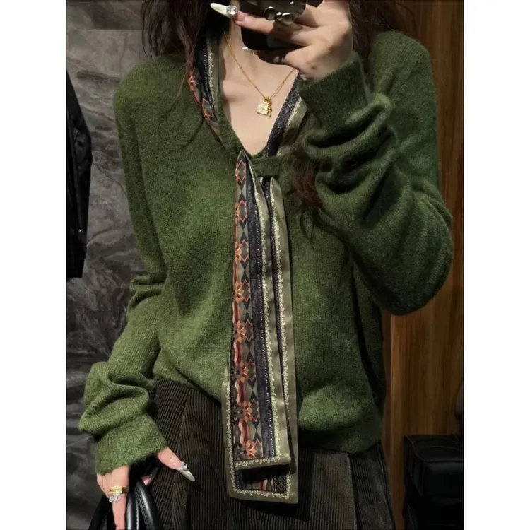 巨好看轻熟上衣早秋氛围感独特超好看软糯气质绿色针织衫套头毛衣