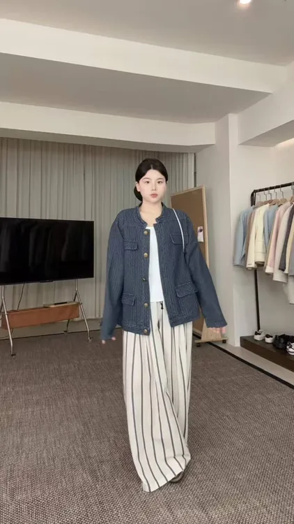 大码女装早秋新款短外套蓝色短款常规气质宽松女长袖