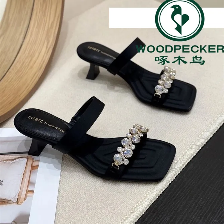 啄木鸟轻奢设计感高跟女拖鞋2025年夏季时尚网红配裙子露趾韩凉拖