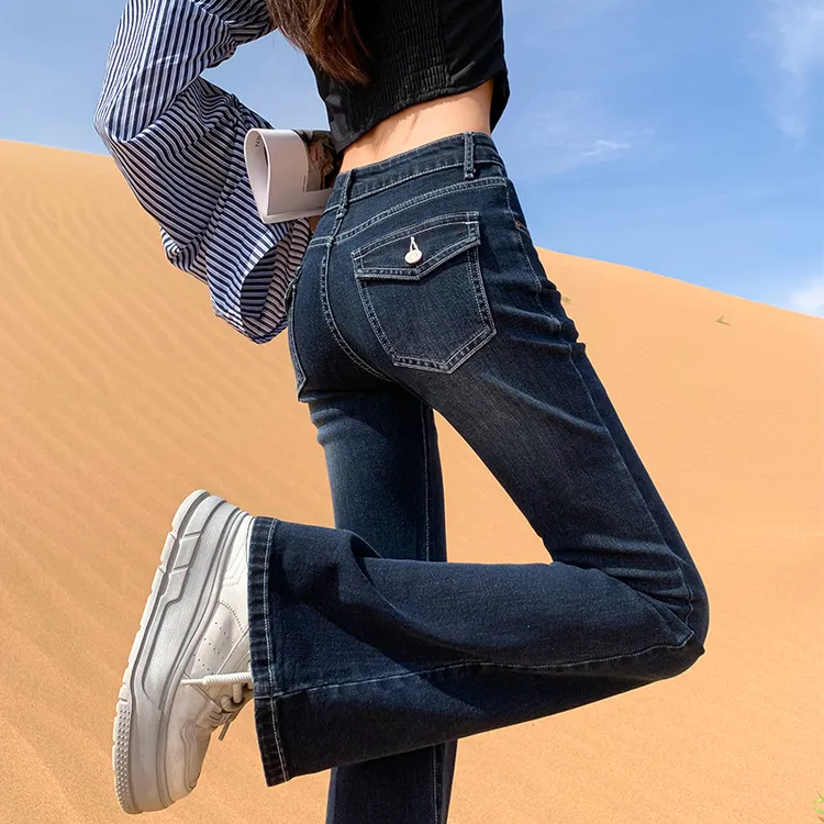 复古蓝黑微喇牛仔裤女长裤春秋季新款中腰显瘦弹力小个子喇叭裤子