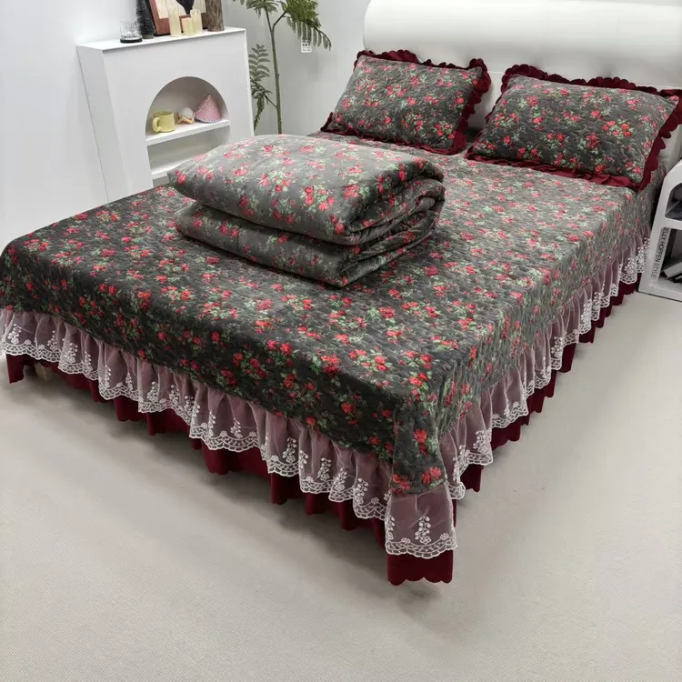 冬加厚牛奶绒防滑花边四件套加厚高克重床盖三件套秋冬绗缝抗静电