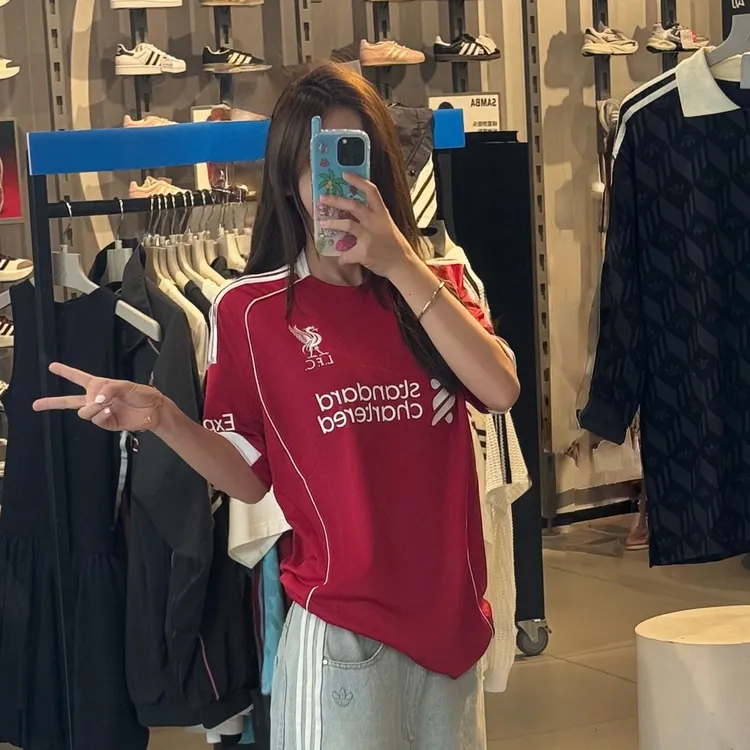 adidas阿迪达斯利物浦球迷版主场速干足球球衣 JV6423 X