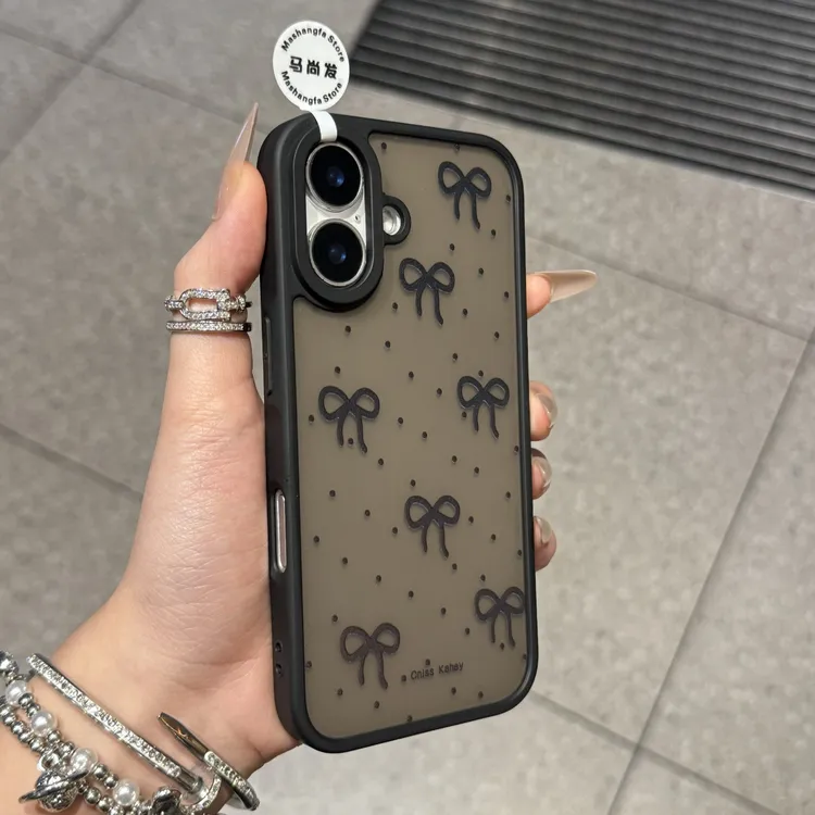 满屏蝴蝶结适用于苹果iPhone16/15/14/13promax肤感手机壳卡通