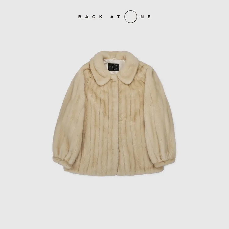 BACKATONE“貂羽柔芒”  时尚珍珠米黄本色水貂外套 BFF-1GC054E-K