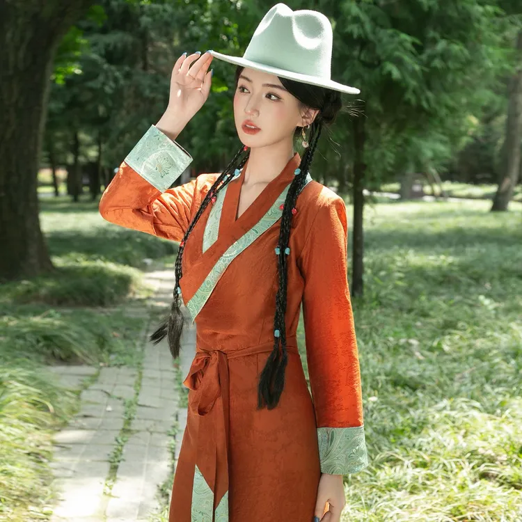 藏装女新款民族风藏服薄博拉锅庄裙藏族服装女士藏式暗花旅拍服