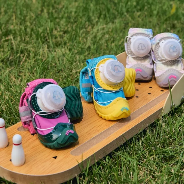 【带灯的】狗狗宠物鞋子软底防滑冬季雪纳瑞比熊泰迪柴犬西高地