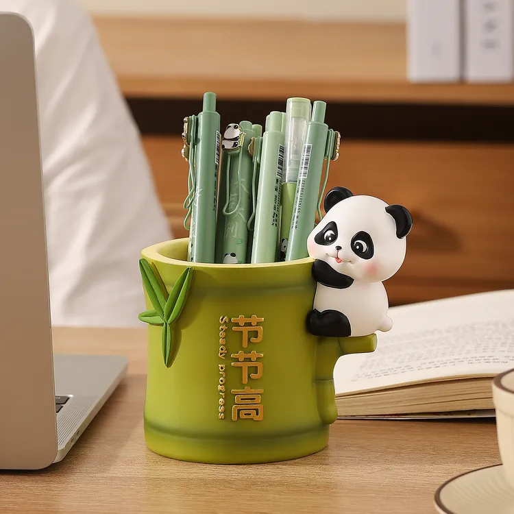 创意礼品熊猫笔筒学生文具大容量收纳盒卡通办公室桌面装饰摆件