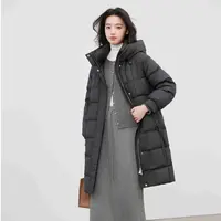 【诗菡服饰】2024冬季新款女拉链运动中长款过膝连帽长袖羽绒服9070