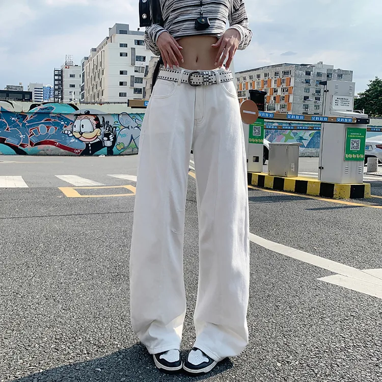 拉夏贝尔白色镰刀牛仔裤显瘦秋季裤子女装百搭高腰通勤拖地阔腿裤