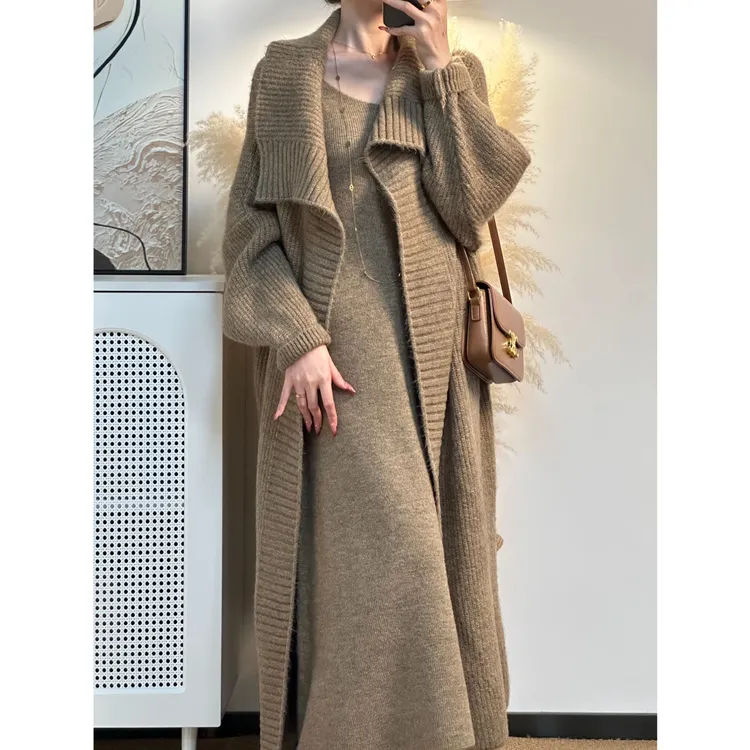 2025秋冬新款高级感毛衣两件套长款开衫配加长背心裙纯欲风套装