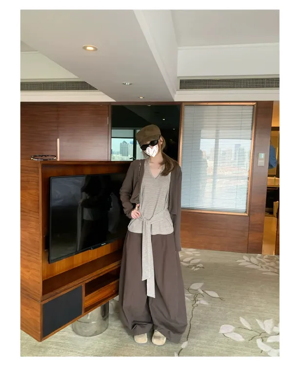 【一一专属】韩系早秋穿搭套装女挂脖条纹背心开衫外套