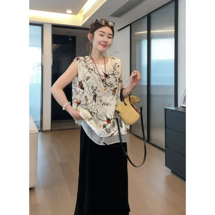 玖了个玖 2025夏 极简百搭新中式国风雀上枝头烧花上衣 2505C3067