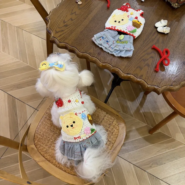 小新宠物原创秋冬新款小熊维尼噗噗短款针织毛衣可爱百搭舒适猫狗