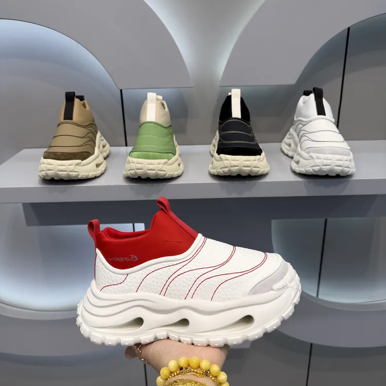 2025 秋冬时尚加厚潮男必备日常舒适休闲百搭潮流潮鞋（皮鞋尺码）