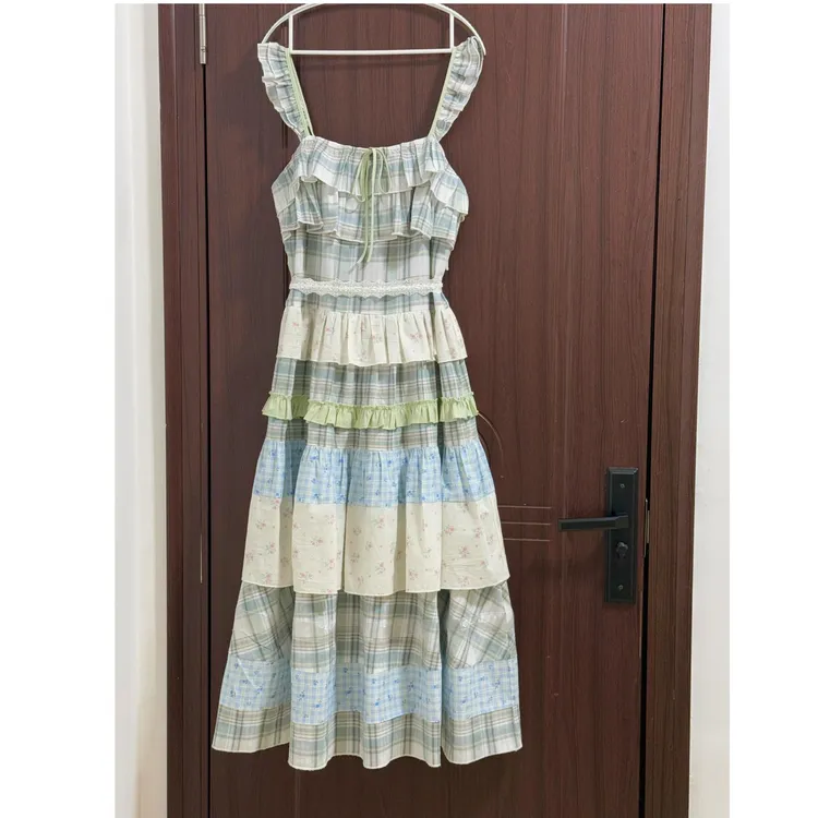 2025新款小个子裙子女夏季甜美田园森系海边度假风拼接吊带连衣裙