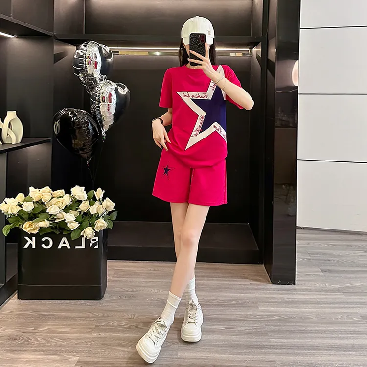 2025女装新款夏季广场舞休闲运动红色短袖t恤阔腿短裤显瘦套装潮