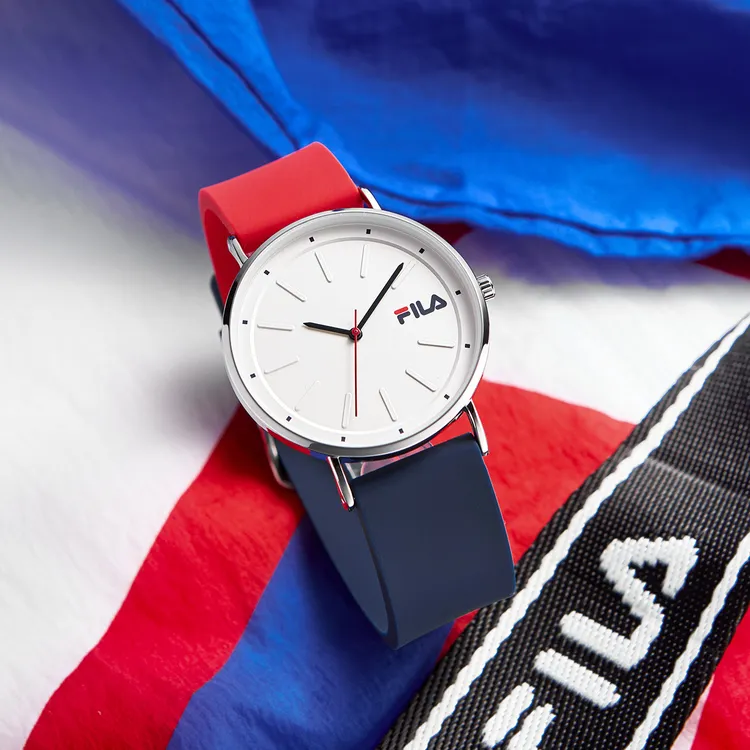 FILA斐乐手表白色数字指针真皮撞色表带初高中男女学生静音考试表