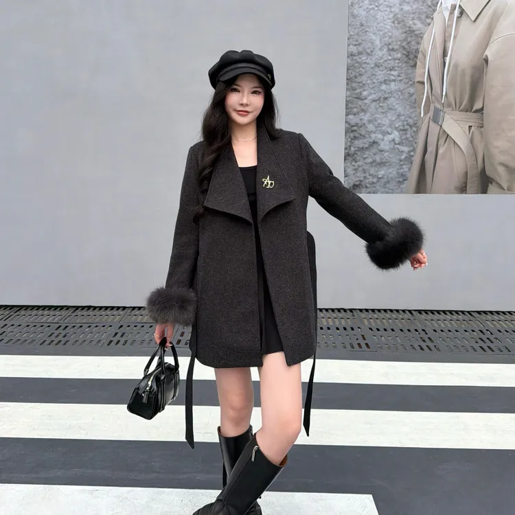 拉夏贝尔2025年秋冬千金风灰色外套秋冬中长款收腰系带显瘦大衣