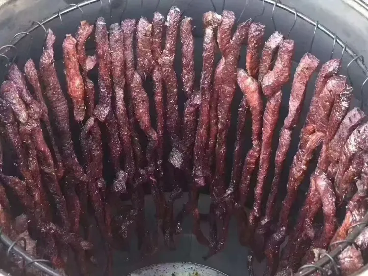 内蒙古特产现烤纯牛肉干新鲜炭火烤制零食