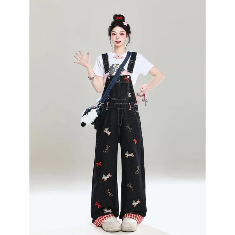 格子拼接小狗刺绣牛仔背带裤女2025新款甜美辣妹宽松显瘦连体裤子