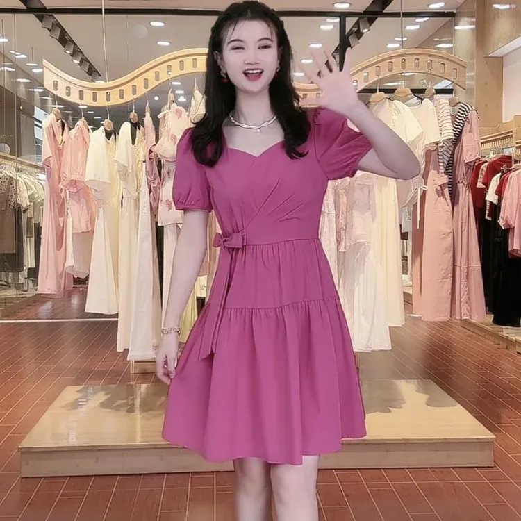 2025夏季新款时尚收腰法式高级气质显瘦泡泡洋气裙子连衣裙