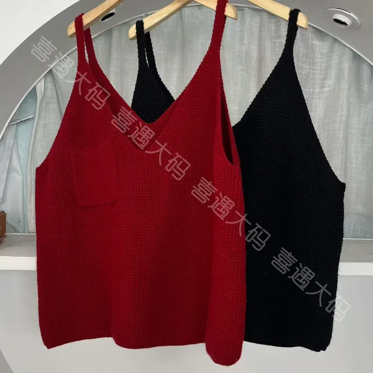 早秋新款V领大码遮肉显瘦百搭棉线马甲口袋宽松显瘦针织背心上衣