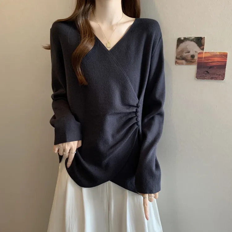 大码女装遮肚子高级感V领长袖T恤秋冬胖mm收腰显瘦正肩内搭针织衫
