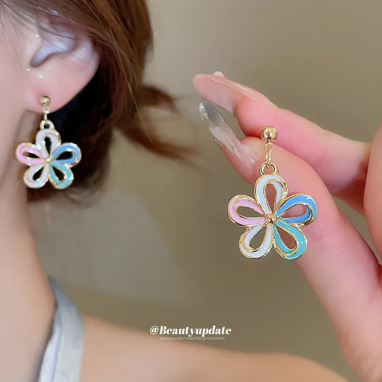 合金耳饰 滴油镂空花朵吊坠耳环度假风清新甜美气质耳钉轻奢耳饰