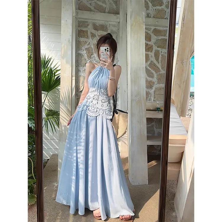 度假风镂空挂脖连衣裙女装2025夏季爆款气质系带杏色无袖A字长裙