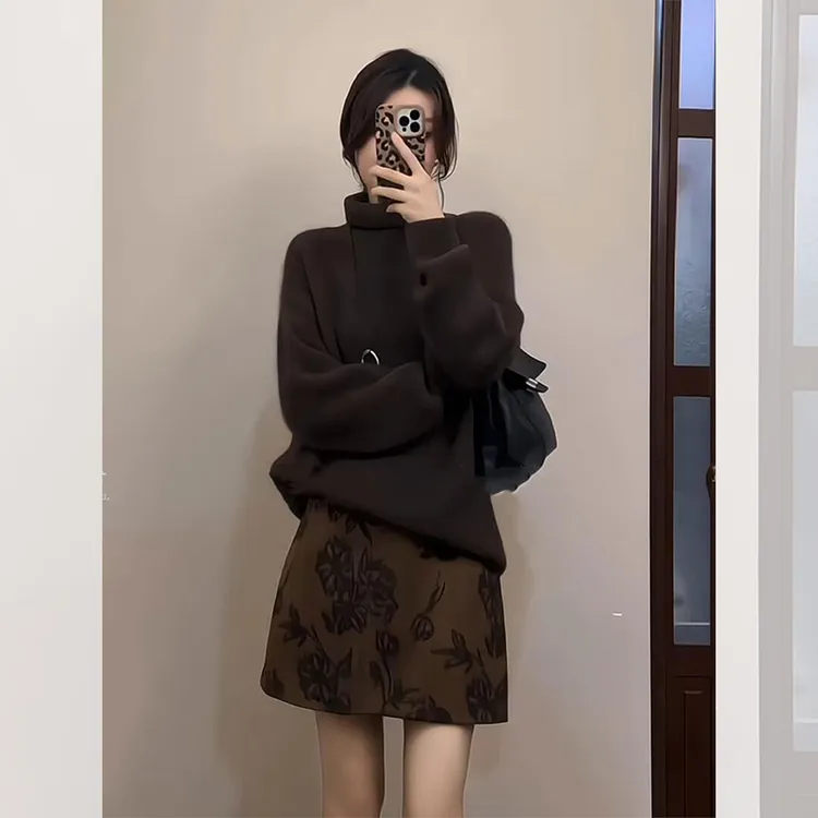 秋冬季炸街一整套女装洋气衣服搭配咖色半高领针织毛衣裙子两件套