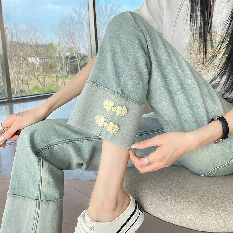 新中式国风牛仔裤女秋冬季高腰显瘦宽松小个子盘扣九分裤子