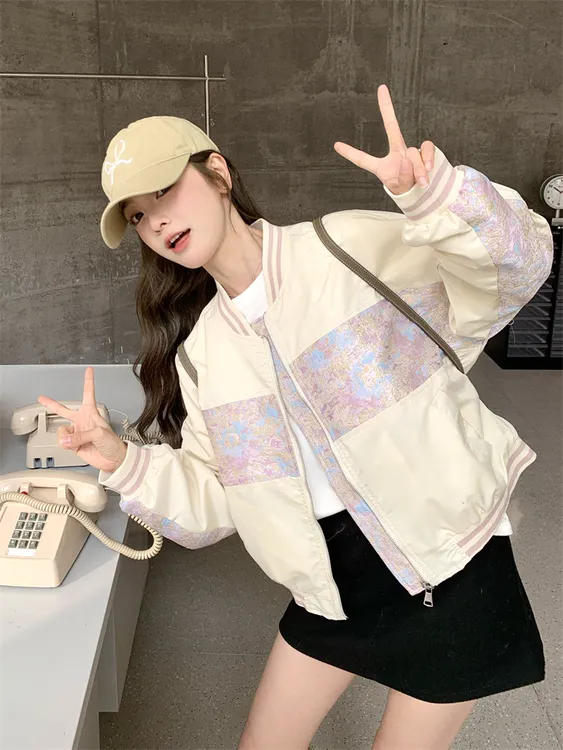 独特超好看棒球服外套女春秋2025新款拼接设计感甜酷减龄短款夹克