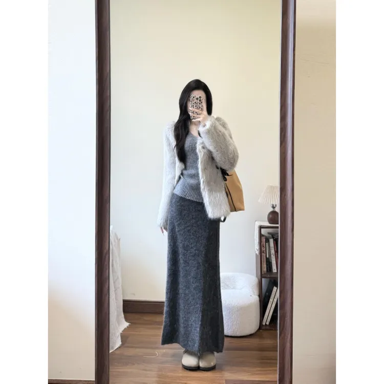 法式气质时尚毛衣外套2025秋冬休闲V领打底衫高腰a字半身裙三件套
