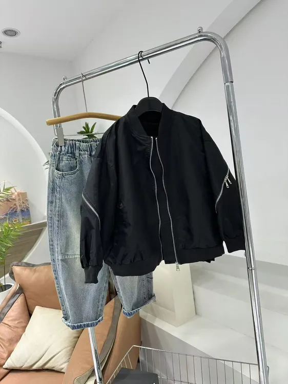 男童秋装棒球服韩版洋气外套2025新品儿童装春秋季纯色夹克衫
