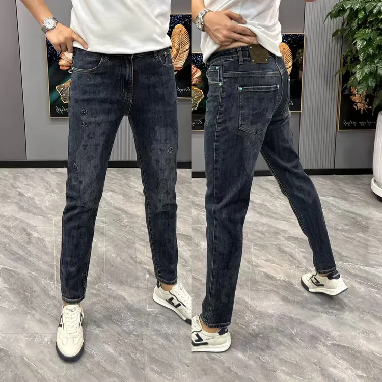 裤子男款秋季新款男士牛仔裤时尚暗纹印花小脚裤深色百搭裤子痞帅