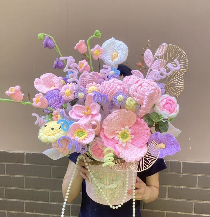 【粉漾之恋】创意毛线花束抱抱桶乔迁女朋友闺蜜生日父母摆件A88