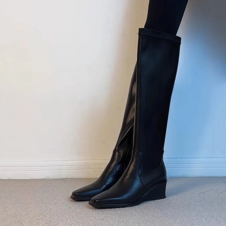 2025新款简约复古坡跟方头显瘦黑色长筒靴女侧拉链气质休闲骑士靴