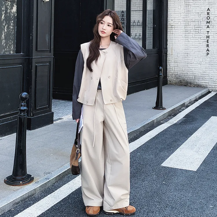 酷飒休闲工装风套装裤女2025年春秋新款简约马甲T恤阔腿裤三件套