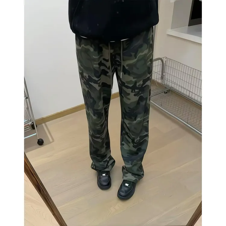 美式复古迷彩卫裤男款秋季宽松微喇弯刀裤子直筒运动垂感休闲长裤
