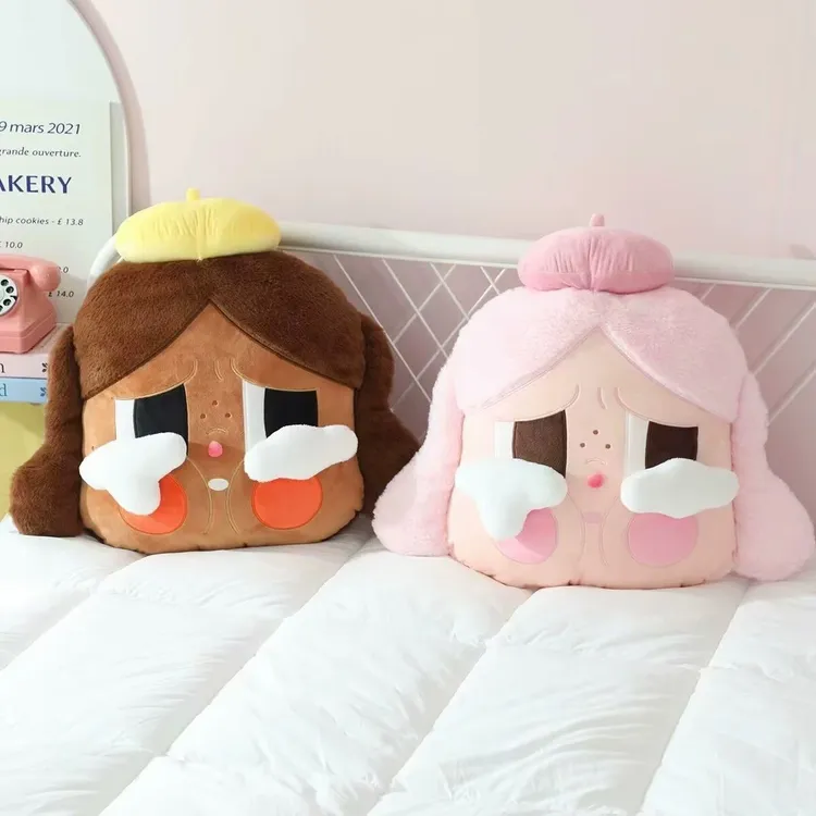 可爱哭娃毛绒抱枕汽车头枕睡觉靠枕女生生日礼物玩偶正版毛绒玩偶