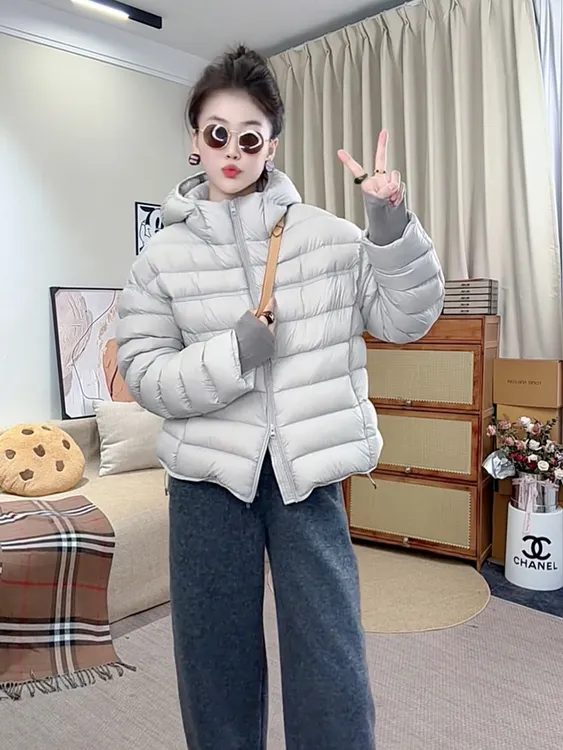 2025秋冬流行新款双拉链立领连帽棉服女时尚轻薄炸街保暖短外套潮