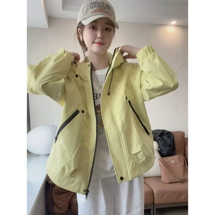 连帽冲锋衣外套女2025春秋新款韩版宽松休闲百搭抽绳短款夹克上衣