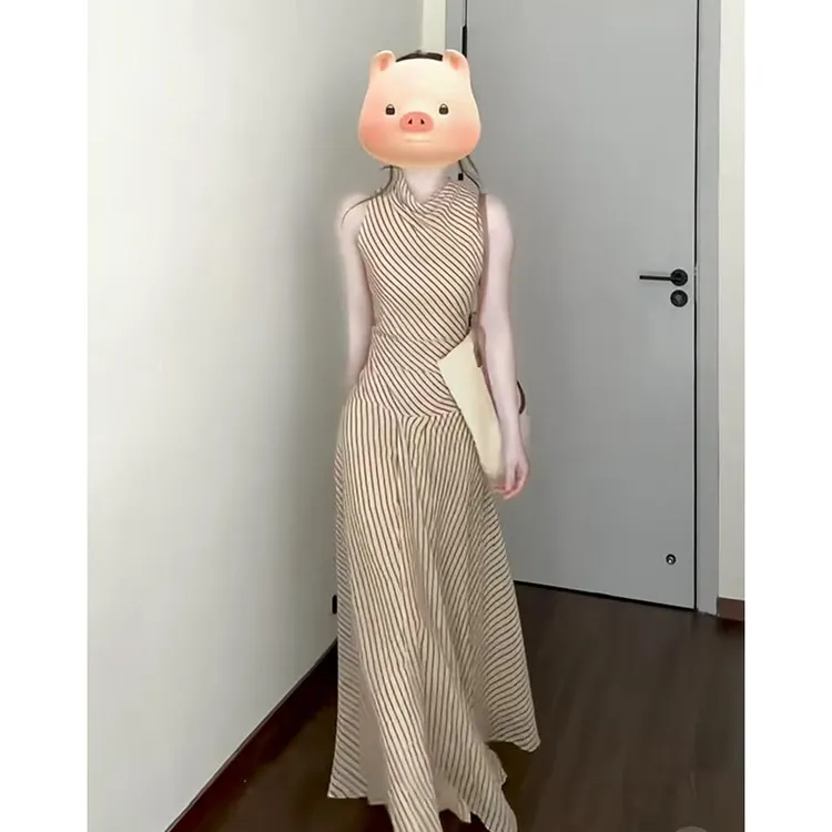 【hei~】2025年新款设计条纹时尚无袖长款裙修身收腰名媛显瘦连衣裙