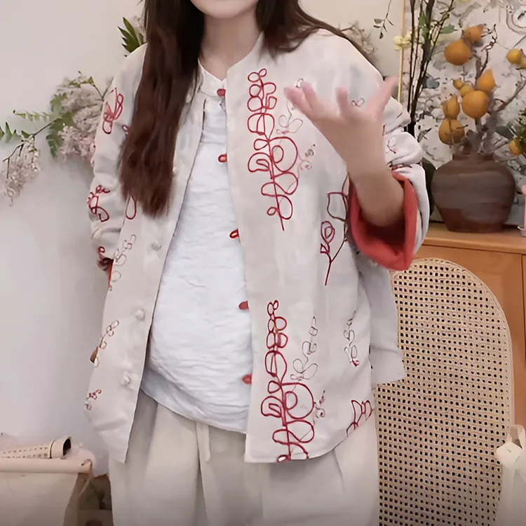 春秋新中式独特别致高级小众不撞款小个子巨好看双穿休闲短款外套