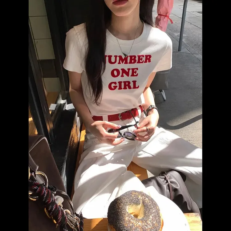 白色正肩夏季新款字母印花短袖T恤女装百搭修身显瘦气质休闲上衣