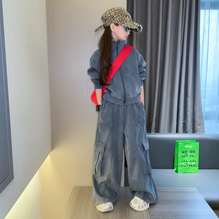 女童秋季韩版休闲工装套装2025新款女大童时髦洋气儿童秋装两件套