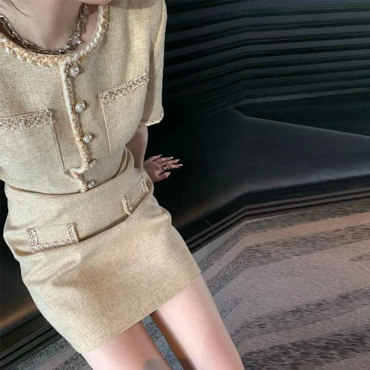 小香风连衣裙女2025夏季新款设计感气质名媛减龄圆领洋气显瘦裙子