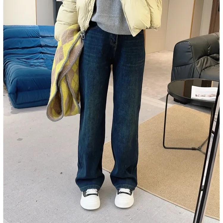 【四面弹厚绒款】冬款复古爱心刺绣显瘦梨形窄版直筒牛仔裤 W196