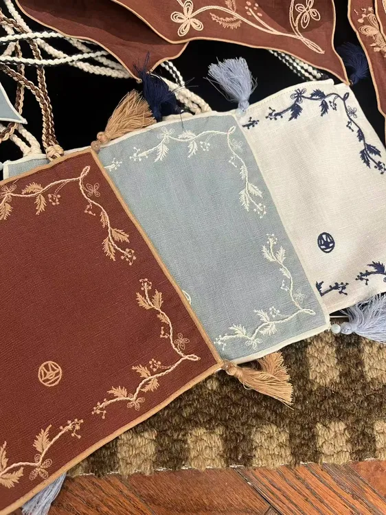 monSecret无尽夏方寸行囊 